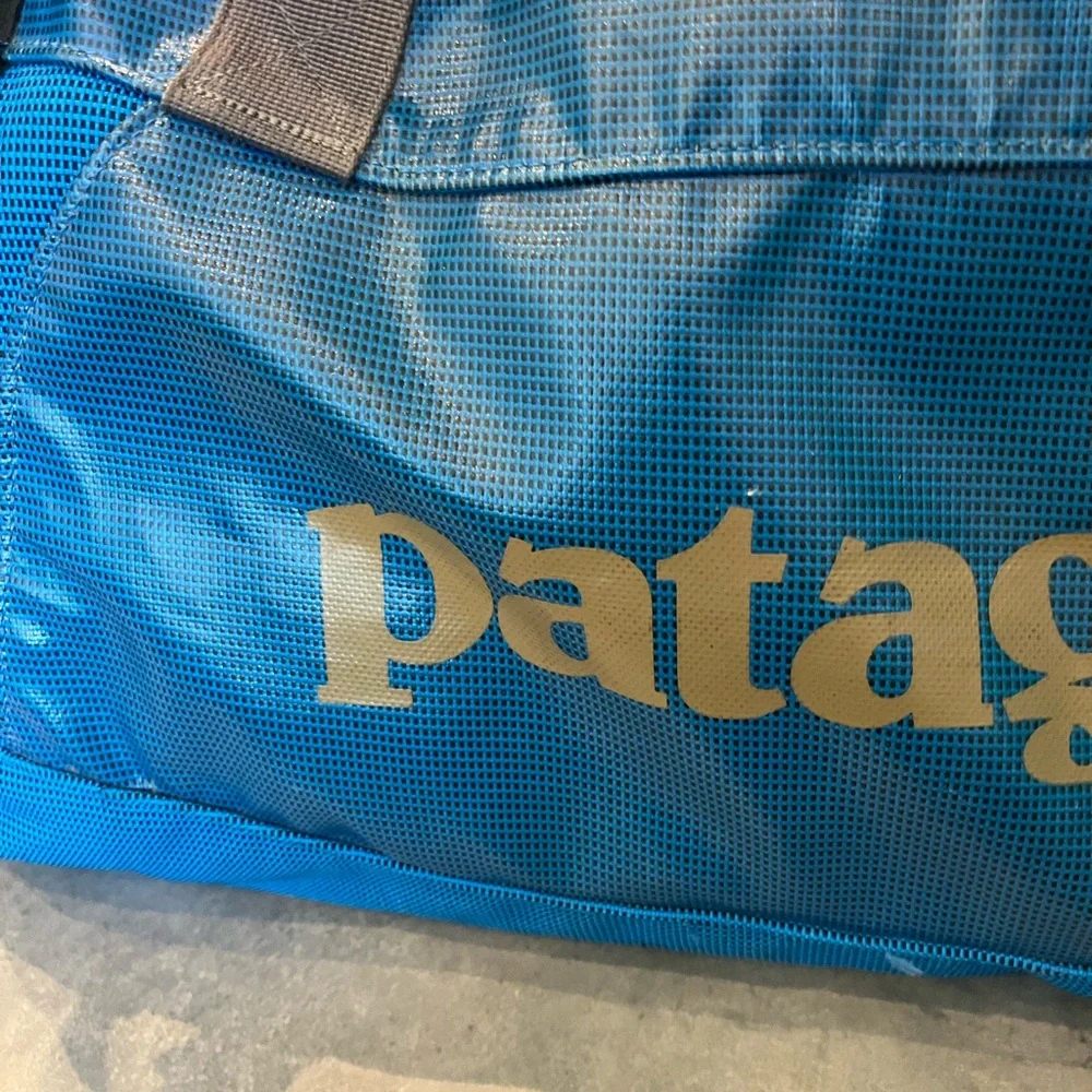 Vintage Patagonia Black Hole Duffel 60L Andes Blue Glossy Finish / Style 49340